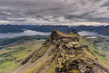 Insel Rolla. Am Berg Stortinden