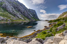 Insel Austvågøya. Zum Berg Vågakallen. Blick zum Djupfjord