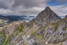 Insel Austvågøya. Berg Vågakallen