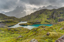 Insel Austvågøya. Zur Trollfjordhytta.
																  Blick zur Trollfjordhytta und zum Isvatnet