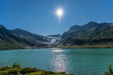 Am Engabrevatnet. Blick zum Engabreen