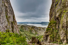 Insel Torget. Am Berg Torghatten. Blick nach Nordosten
