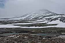 Dovrefjell. Berg Snøhetta.