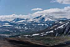 Dovrefjell. Berg Snøhetta