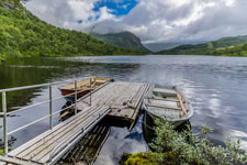 Zum Berg Møysalen. Storvatnet
