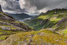 zum Berg Møysalen. Am Memurskaret