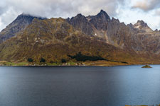 Sundsneset. Austnesfjord. Insel Austvågøya