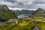 Moskenesøya. Zum Berg Hermannsdalstinden. Lamheia