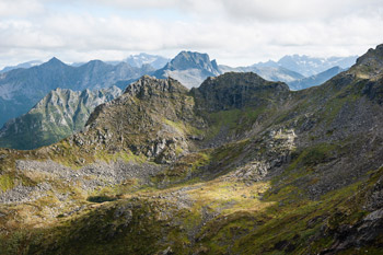 Lofoten. Insel Austvågøya. Zum Berg Matmora