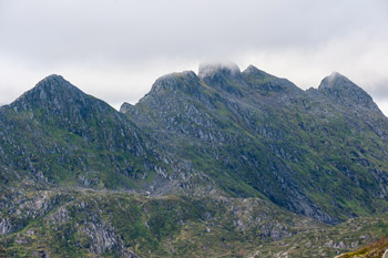 Lofoten. Insel Austvågøya. Svolvær Berge. Berg Tuva