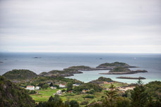 Insel Hinnøya. Weg zum Berg Stortinden