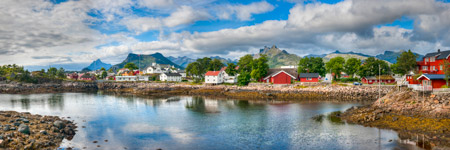 Lofoten. Insel Austvågøya. Svolvær. Insel Svinøya