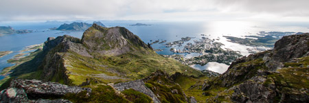 Lofoten. Insel Austvågøya. Svolvær Berge. Berg Blatinden
