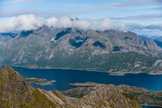 Lofoten. Insel Austvågøya. Svolvær Berge. Berg Blatinden