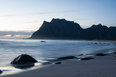 Lofoten. Vestvågøy. Strand Utakleiv