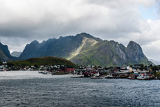 Lofoten. Moskenesøy. Reinevågen