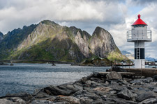 Lofoten. Moskenesøy. Reine. Mole