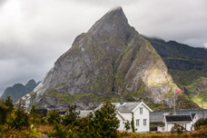 Lofoten. Moskenesøy. Reine