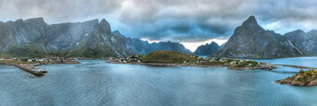Lofoten. Moskenesøy. Reine