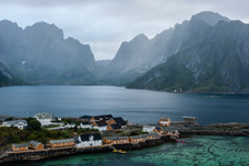 Lofoten. Moskenesøy. Reine. Vorfjorden