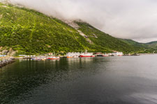 Fischerdorf Husøy. Insel Senja