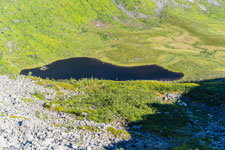 Korkedalsvatnet. Zum Berg Inste Kongen