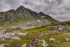 Zum Berg Breitinden. Der Pfad