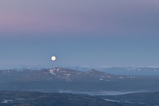 am Berg Breitinden. Vollmond