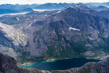 am Berg Kvænan. Blick zur Indre Selfjorden