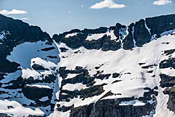 Berg Skarfjellet