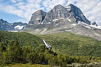 Berg Skarfjellet