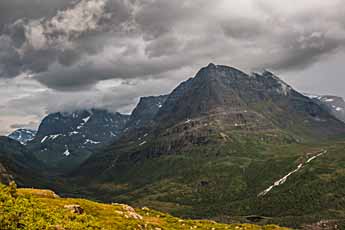 Innerdalen, Innerdalstårnet, Fluo