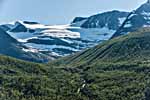 Berge und Fluss