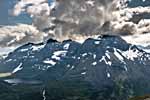 Wolken über dem Berg Skarfjellet