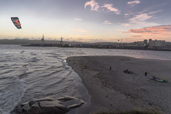Larvik. Sukkersletta. Kitesurfer