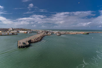 Fähre Larvik - Hirtshals. Hafen Hirtshals. Mole