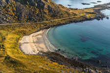 Bucht Sanvikbukta. Insel Langøya