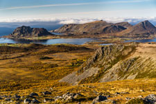 Am Berg Veten (Bø). Insel Langøya