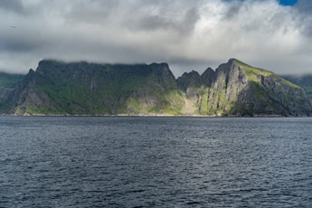 Fähre: Moskenes-Bodø. Lofotodden