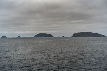 Fähre: Moskenes-Bodø. Røst unbewohnte Inseln