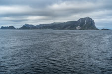 Fähre: Moskenes-Bodø. Insel Værøy