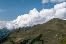 Madrisa Rundtour. Stützwerke über St. Antönien