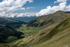 Madrisa Rundtour. Blick zum  St. Antönien