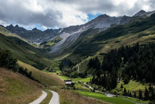 Madrisa Rundtour. Abstieg nach St. Antönien